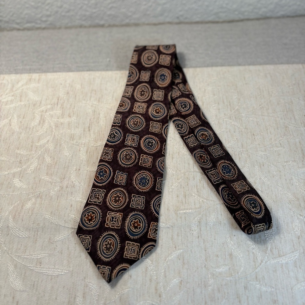 The Vera‎ Studio Men’s Silk Tie. Brown, Teal, Tan Geometric/Floral 3 3/4 Blade